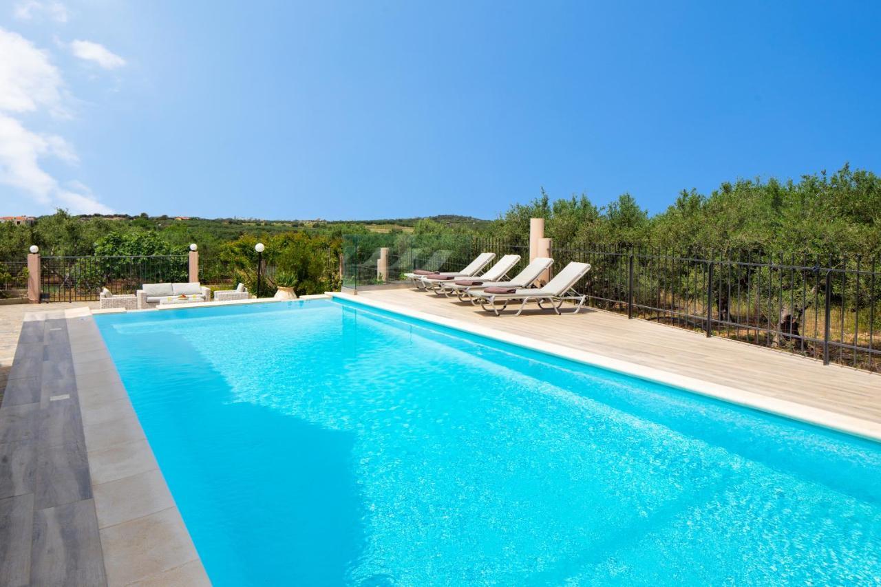 Villa Elihrisos Chorafakia Exteriör bild